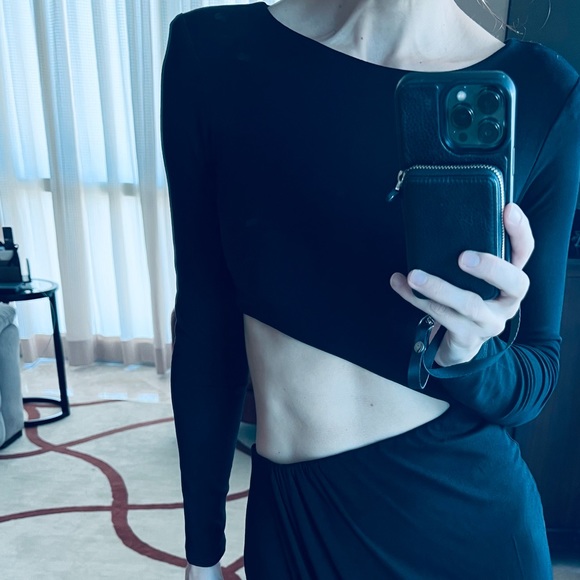 Black midi dress with cut outs - Picture 3 of 7